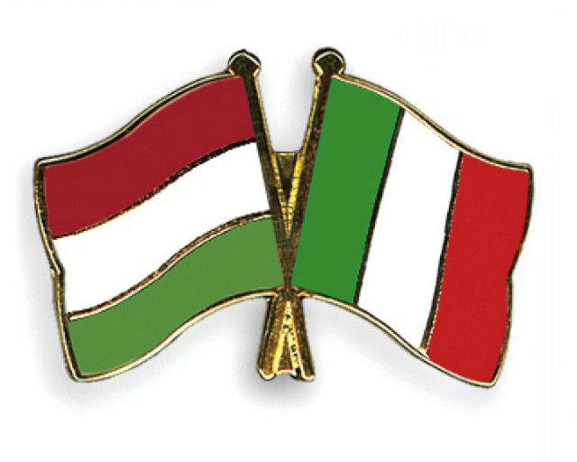 0604-6a.jpg //timgm.eprice.com.hk/hk/funky/img/2015-06/04/5951/uniqlo_1_18_3ec7c28ac53ef03ef35534e8eb512d7b.jpg