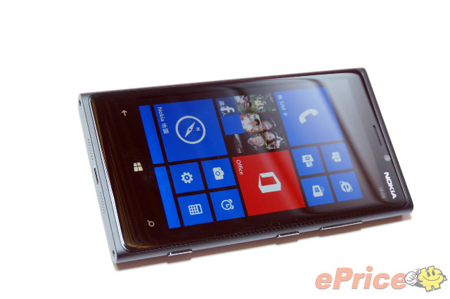 WP8 抵港！初試 Nokia Lumia 920、820 