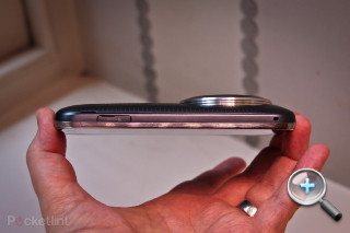 0430-4c.jpg放大鏡圖 //timgm.eprice.com.hk/hk/mobile/img/2014-04/30/176772/uniqlo_4_Samsung-_64df685e89642245fabf477f73732709.jpg