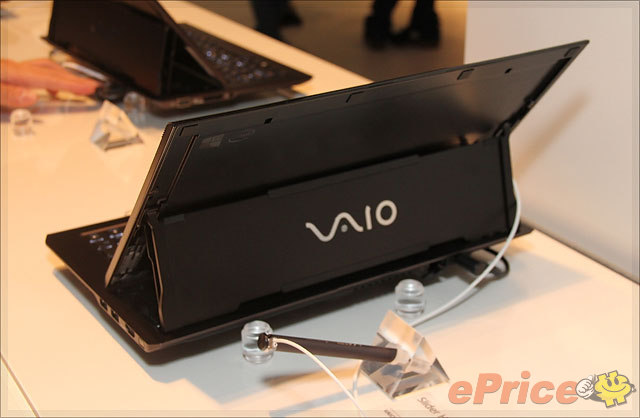 滑蓋鍵盤平板　Sony VAIO Duo 11