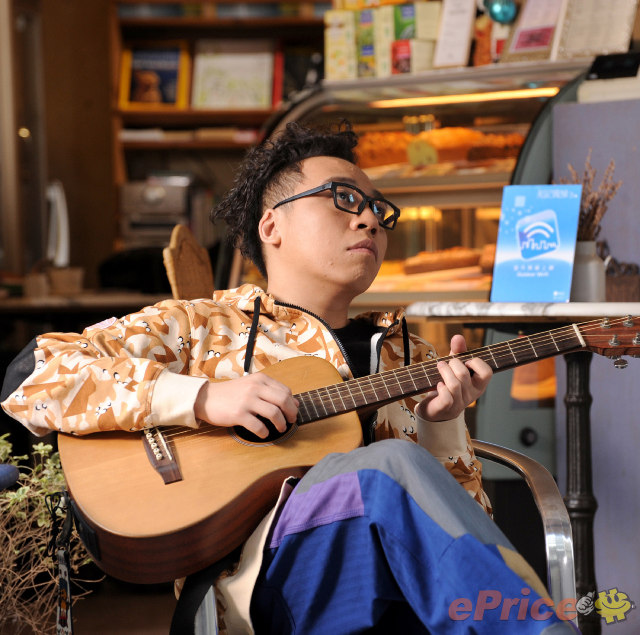 //timgm.eprice.com.hk/hk/mobile/img/2010-03/05/33508/keithyim_3_91861e055532e389d0a25d1053cdd8a1.JPG