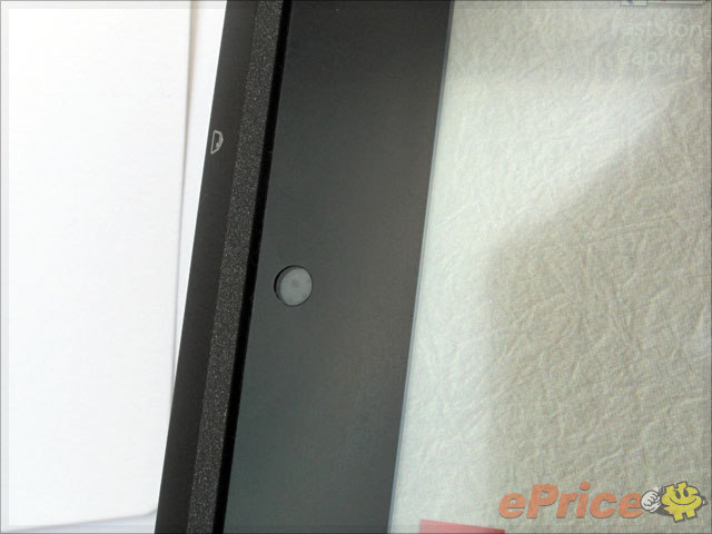 指紋識別、SmartCard 支援　Fujitsu Stylistic Q550 商務平板