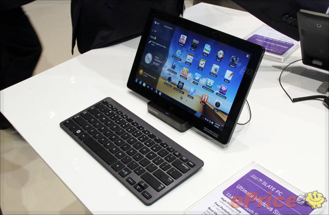 合體變桌機　Samsung Series 7 Slate PC