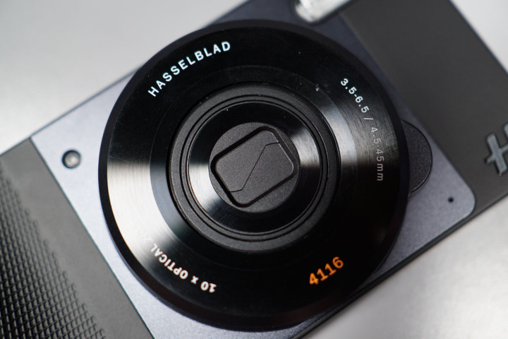 hasselblad-camera-moto-mod.jpg