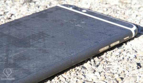 又輕又堅硬！特製碳纖版 iPhone 7 售價 13 萬