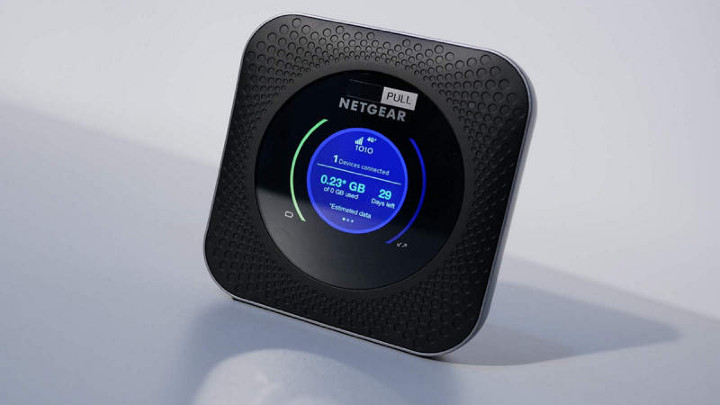 netgear-nighthawk-m1-hands-on-review_10.jpg