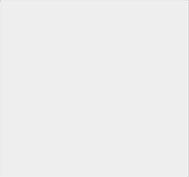 6 系手機新低價!最平 $1300 玩 Android One 有三鏡頭 6 系手機新低價!最平 $1300 玩 Android One 有三鏡頭