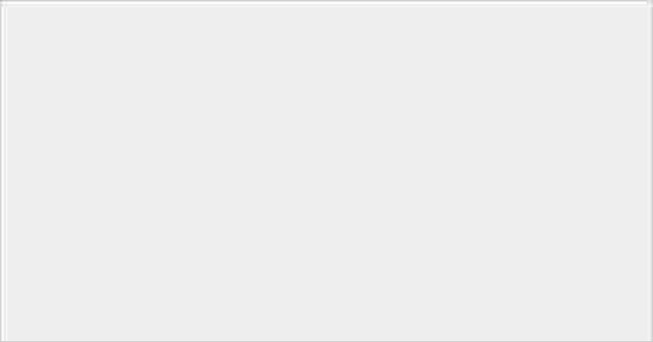 Google Pixel 5 開箱上手試 + 評測 Google Pixel 5 開箱上手試 + 評測