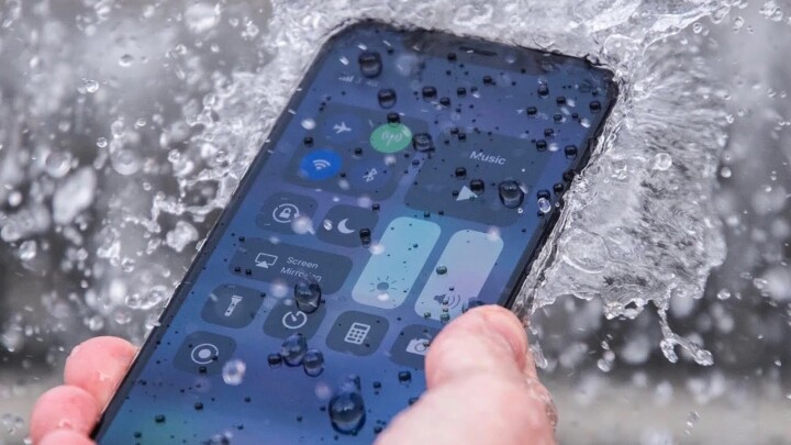 蘋果新專利　讓 iPhone 潮濕螢幕觸控更容易