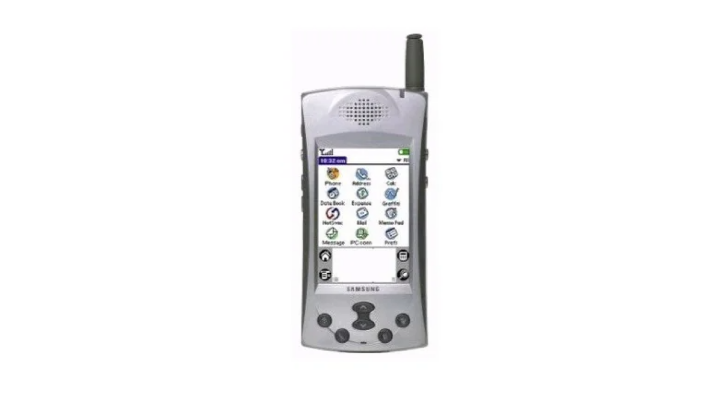 2001-samsungs-first-smartphone-1702671324.png