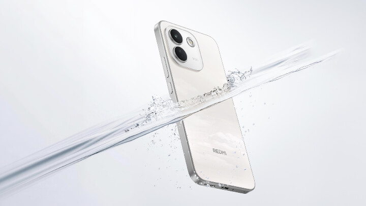 REDMI Note 17 Pro Max 5G 及 REDMI Note 17 Pro 5G 採用 REDMI「小金剛結構」,兩款型號均能從容應付真實使用情境中的碰撞、水濺及嚴苛環境。.jpeg REDMI Note 17 Pro Max 5G 及 REDMI Note 17 Pro 5G 採用 REDMI「小金剛結構」,兩款型號均能從容應付真實使用情境中的碰撞、水濺及嚴苛環境。.jpeg