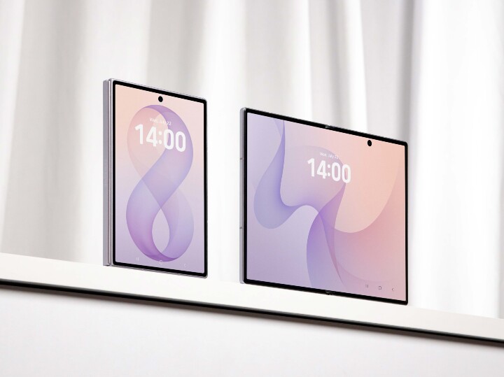 208-lifestyle-product-galaxy-zfold8-8.jpg 208-lifestyle-product-galaxy-zfold8-8.jpg