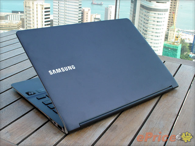 超薄機身．第三代 Core i7　新版 Samsung Series 9 登場