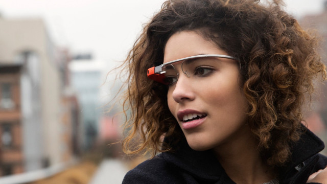人人做賭神！Google Glass 研究推出隱形眼鏡版本