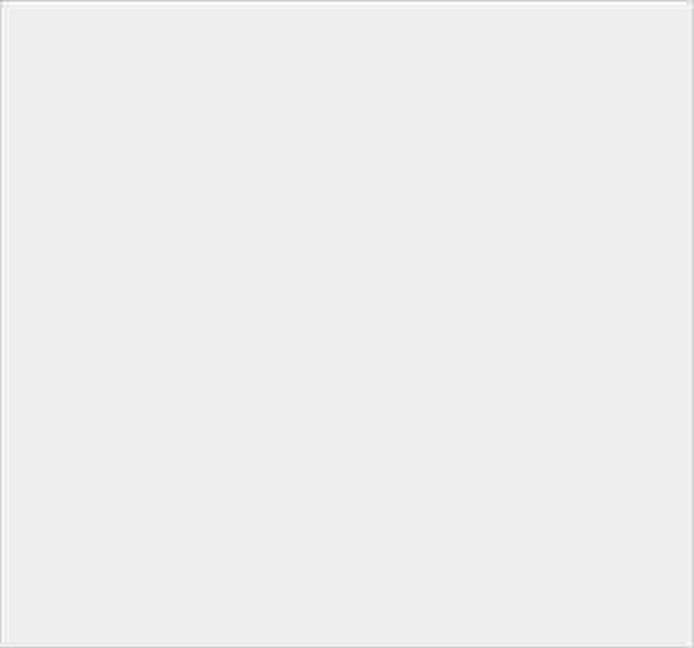 3200 x 1800 超高清變形筆電 Lenovo Yoga 3 Pro 3200 x 1800 超高清變形筆電 Lenovo Yoga 3 Pro