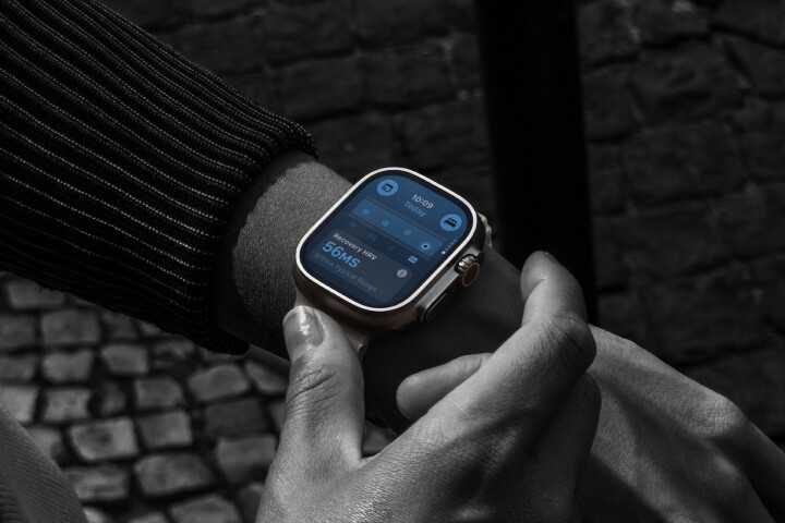 Apple-Watch-Ultra-4-lifestyle-06-260909.jpg Apple-Watch-Ultra-4-lifestyle-06-260909.jpg