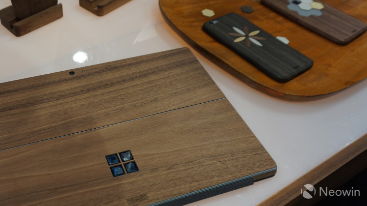 ​科技不再冷冰冰  Surface Book / Pro 4 專用木製保護殼
