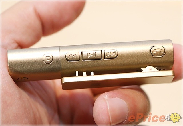 Sony 新款配件搶鮮看:MDR-NC750 降噪耳機、SBH54 藍牙立體聲耳機 Sony 新款配件搶鮮看:MDR-NC750 降噪耳機、SBH54 藍牙立體聲耳機