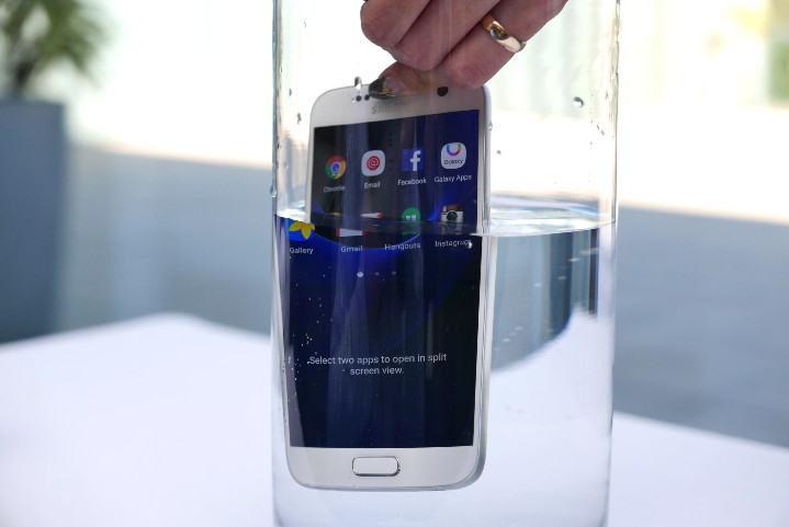美型雙旗艦:Samsung Galaxy S7、S7 Edge 實機直擊與外型比較 美型雙旗艦:Samsung Galaxy S7、S7 Edge 實機直擊與外型比較