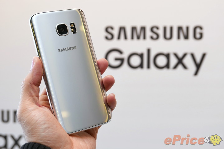 美型雙旗艦:Samsung Galaxy S7、S7 Edge 實機直擊與外型比較 美型雙旗艦:Samsung Galaxy S7、S7 Edge 實機直擊與外型比較