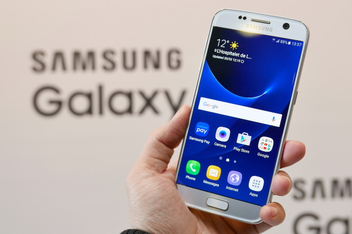 Samsung Galaxy S7 與 S6 外型與規格比較! Samsung Galaxy S7 與 S6 外型與規格比較!