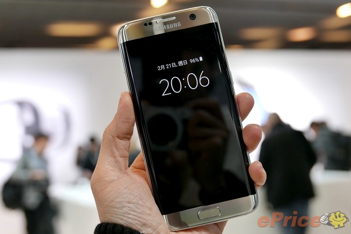 Samsung Galaxy S7 新功能:遊戲啟動器與 Always on Display 介紹 Samsung Galaxy S7 新功能:遊戲啟動器與 Always on Display 介紹