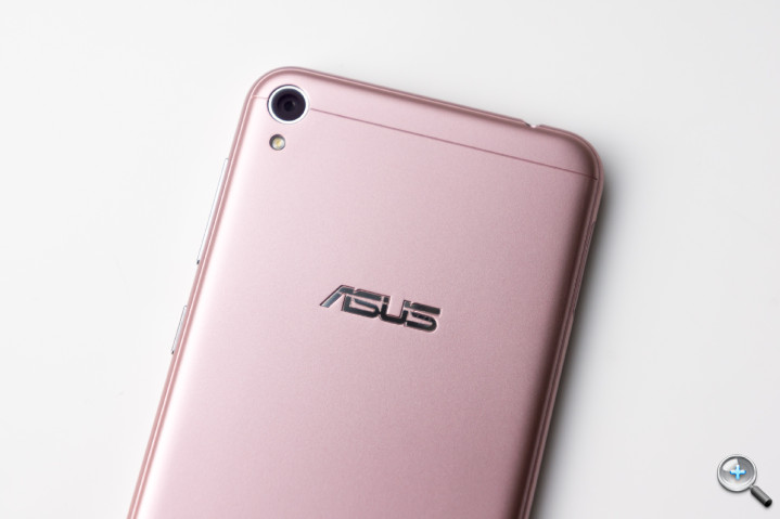 ASUS ZenFone Live 簡易開箱與美顏直播測試 ASUS ZenFone Live 簡易開箱與美顏直播測試