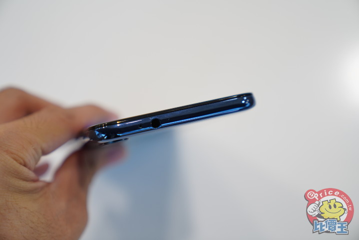 HTC U12 Life 中階新機發表:雙主鏡頭、雙色設計 HTC U12 Life 中階新機發表:雙主鏡頭、雙色設計