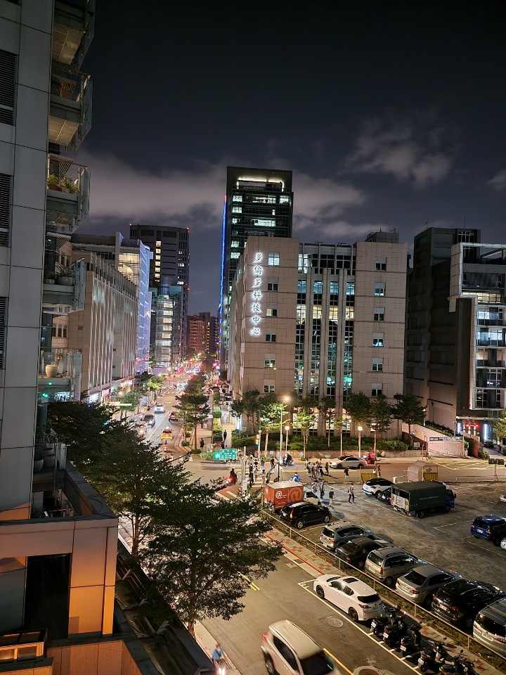 07-S21 Ultra 1X夜景模式.jpg