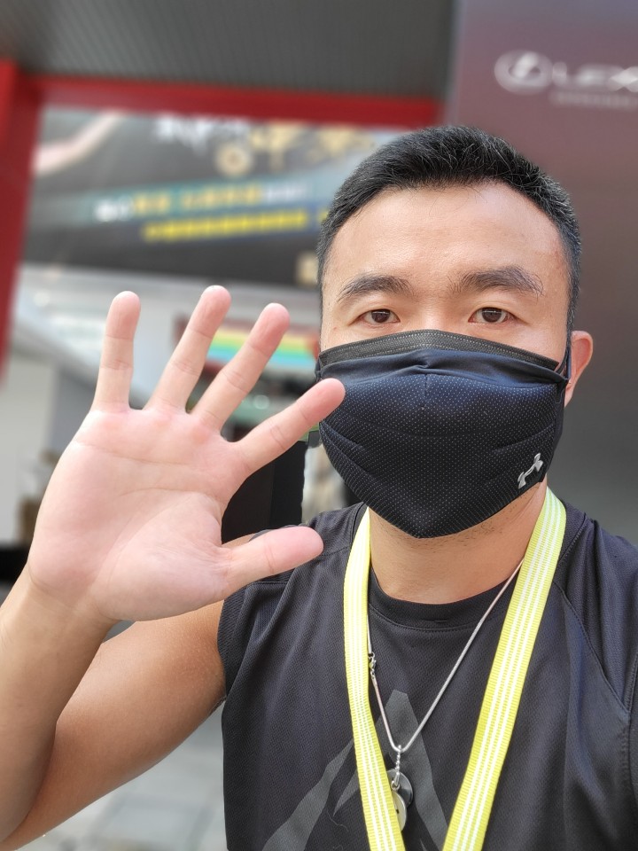 08-S21 Ultra 人像模式指縫測試.jpg