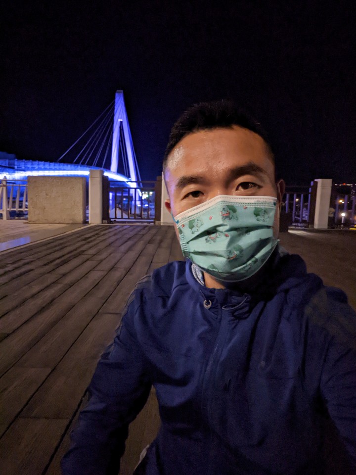 Pixel 6 Pro 一般夜間自拍