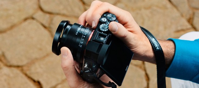 Sony RX1R II 發表:42.4MP 全片幅隨身相機 Sony RX1R II 發表:42.4MP 全片幅隨身相機